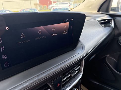 Used 2024 Buick Encore GX Preferred image 13