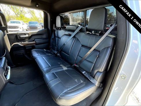 Used 2021 Chevrolet Silverado 1500 High Country w/ Technology Package image 22