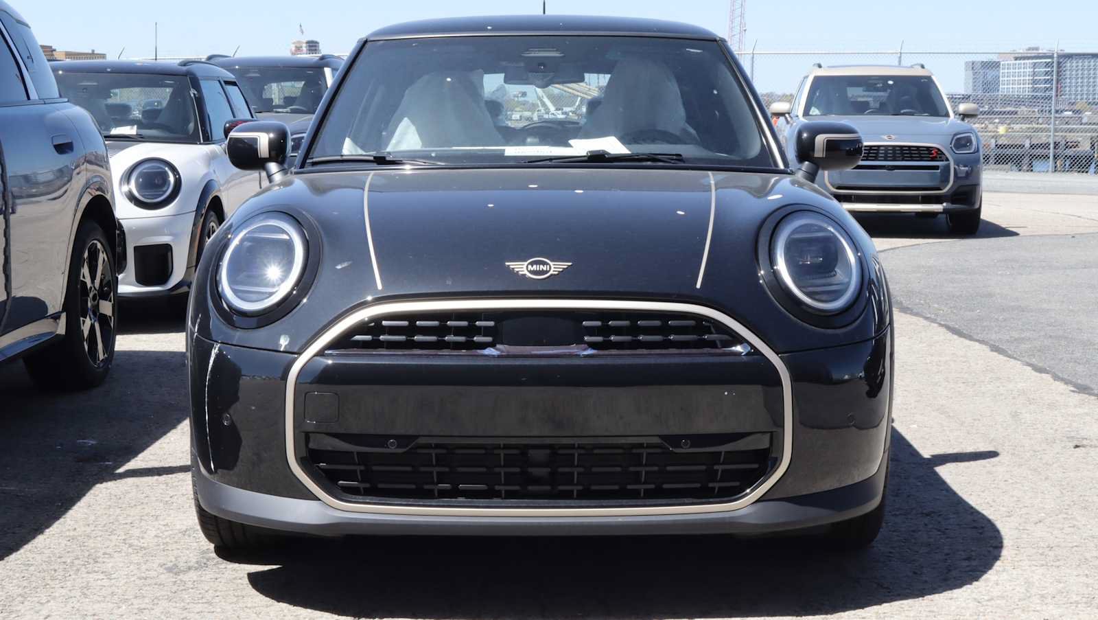 New 2026 MINI Cooper 2-Door Hardtop FWD image 2