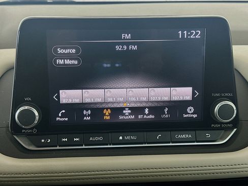 Used 2023 Nissan Rogue SV image 21