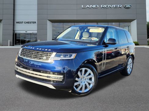 Used 2023 Land Rover Range Rover SE image 1