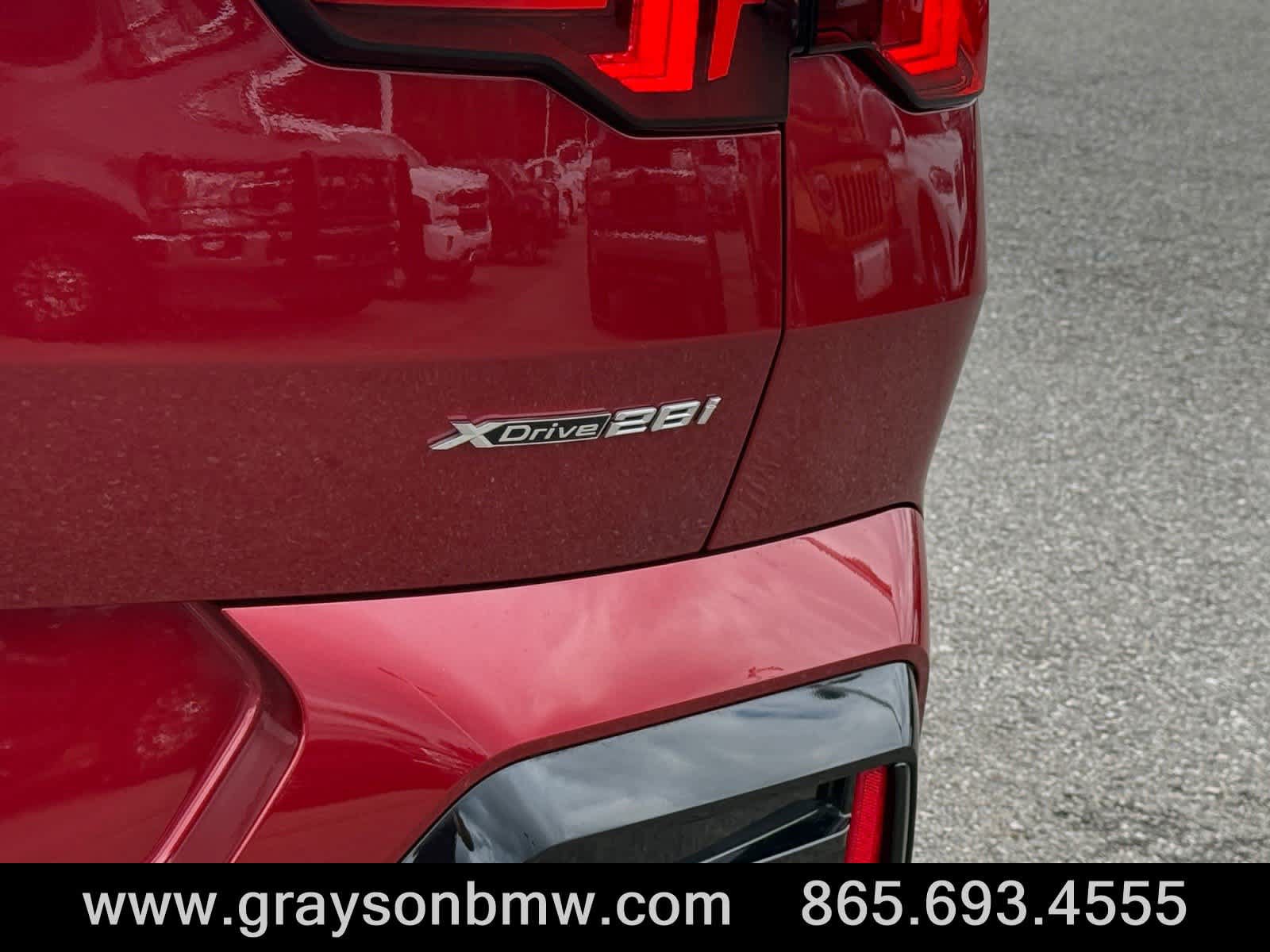 Used 2025 BMW X2 xDrive28i w/ Premium Package AWD/4WD image 11