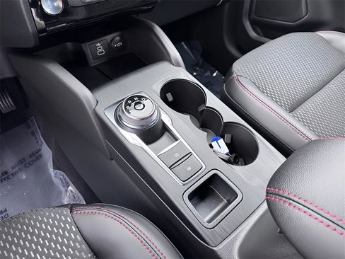 New 2026 Ford Escape ST-Line w/ Tech Pack #1 image 32