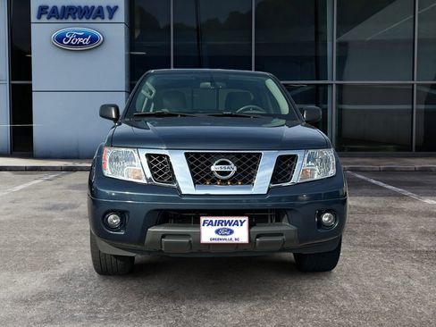 Used 2019 Nissan Frontier SV w/ Value Truck Package RWD image 2
