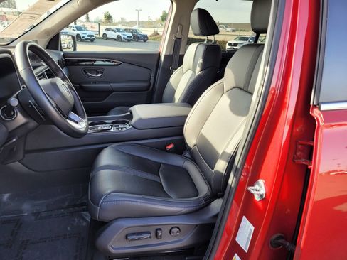 Certified 2024 Honda Pilot EX-L image 10