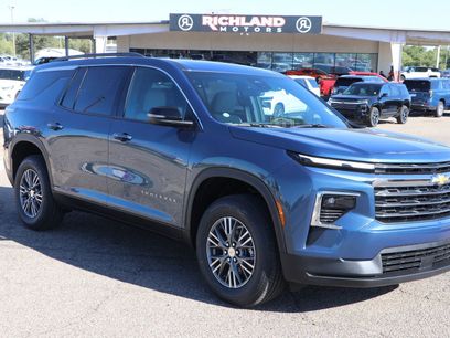 New 2026 Chevrolet Traverse LT