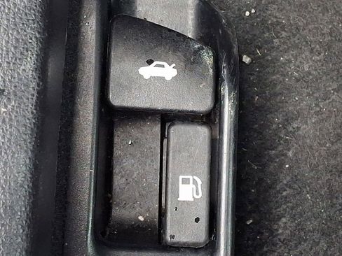 Used 2024 Toyota Corolla LE image 18