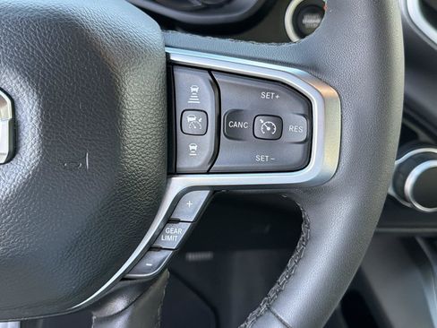 Used 2025 RAM 1500 Big Horn AWD/4WD image 24