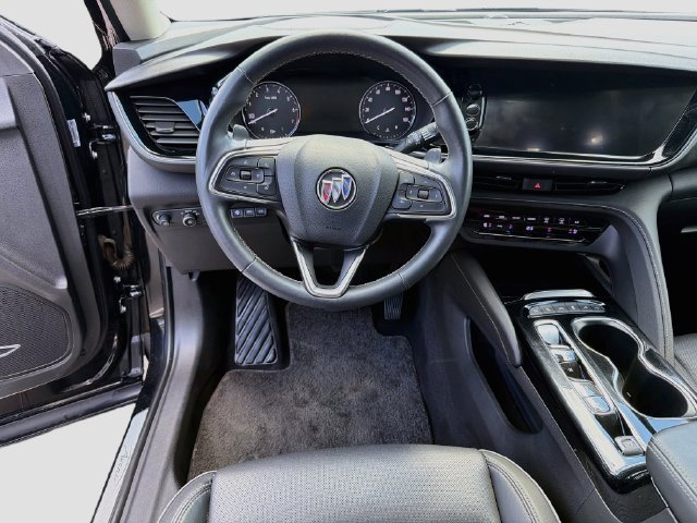 Used 2022 Buick Envision Avenir w/ Technology Package II AWD/4WD image 16