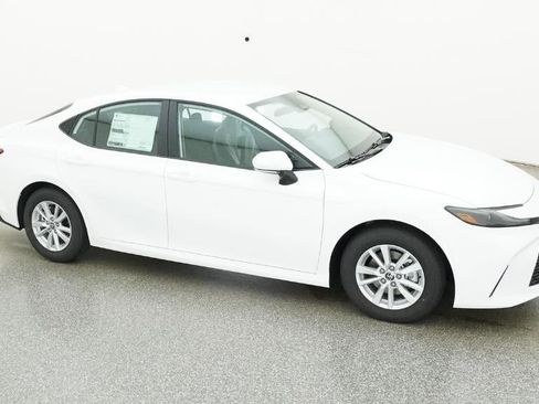New 2026 Toyota Camry LE FWD image 12