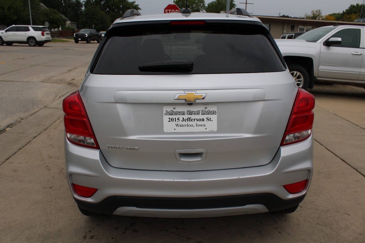 Used 2021 Chevrolet Trax LT AWD/4WD image 4