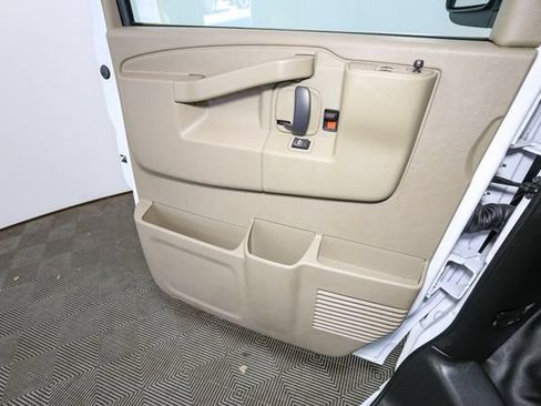 Used 2025 Chevrolet Express 2500 w/ Driver Convenience Package RWD image 28