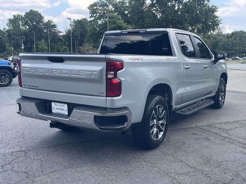 Used 2022 Chevrolet Silverado 1500 LT AWD/4WD image 4