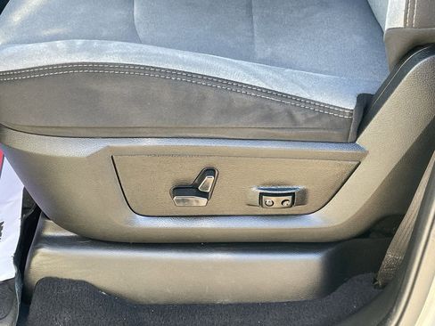 Used 2022 RAM 3500 Big Horn w/ Level A Equipment Group image 12