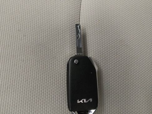 Used 2023 Kia Forte LXS w/ LXS Technology Package FWD image 32