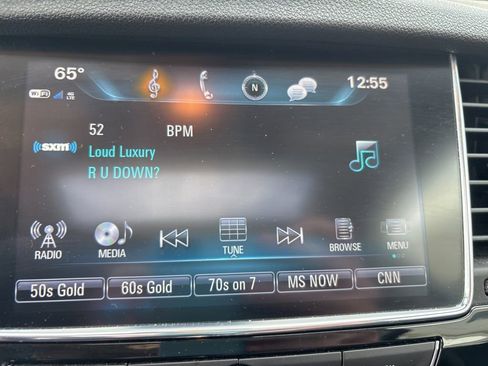 Used 2019 Buick Encore Sport Touring w/ Safety Package AWD/4WD image 23