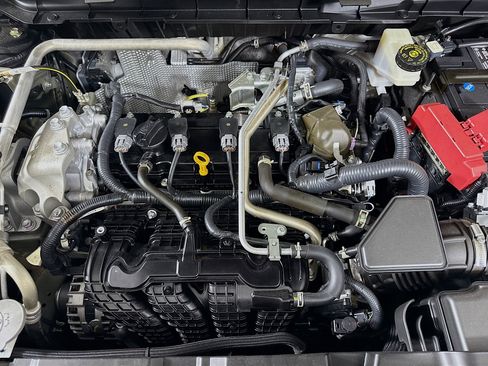 Used 2022 Mitsubishi Outlander SE image 39