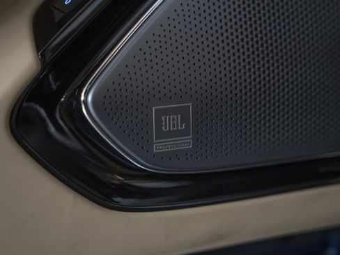 Certified 2025 Ferrari Roma Spider image 31