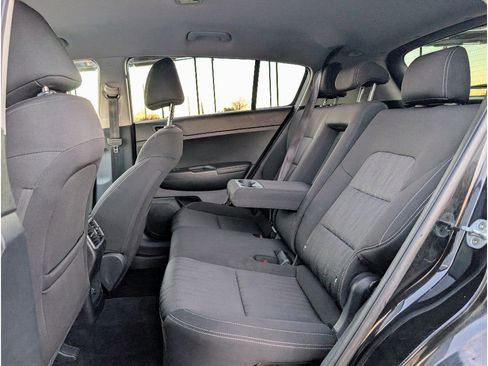 Used 2017 Kia Sportage LX image 16
