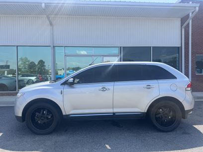 Used 2011 Lincoln MKX 2WD w/ 102A Rapid Spec Order Code