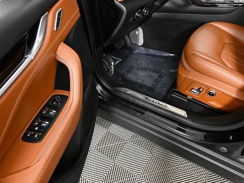 Used 2022 Maserati Levante GT image 9