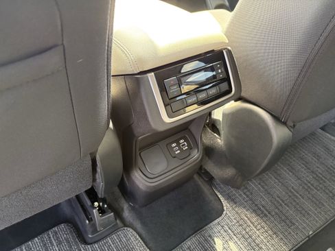 Certified 2025 Subaru Ascent Premium AWD/4WD image 31