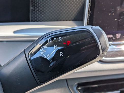 New 2026 Volkswagen Tiguan SE image 21