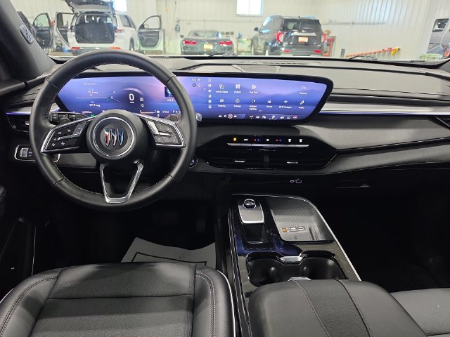 Used 2026 Buick Enclave Preferred AWD/4WD image 9