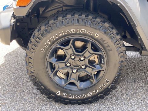 Used 2023 Jeep Wrangler Unlimited w/ Cold Weather Group AWD/4WD image 12