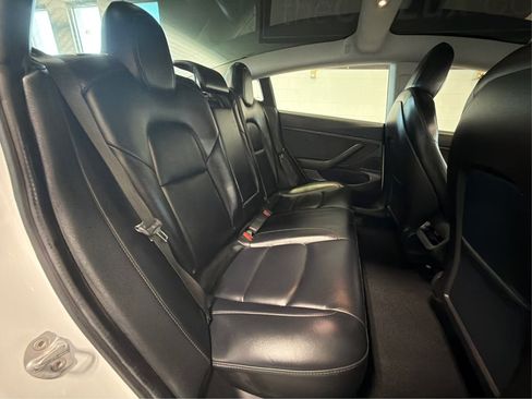 Used 2020 Tesla Model 3 Standard Range Plus RWD image 15