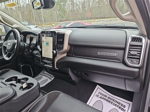 Used 2024 RAM 2500 Laramie image 28
