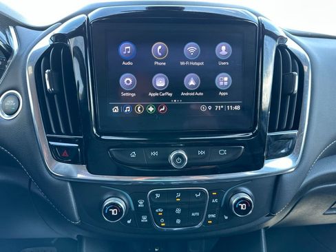 Used 2023 Chevrolet Traverse LT FWD image 17