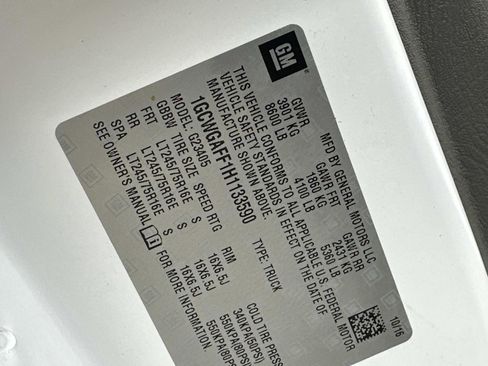 Certified 2017 Chevrolet Express 2500 image 19