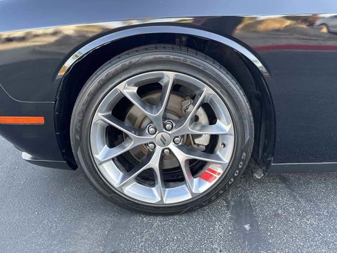 Used 2021 Dodge Challenger GT image 27