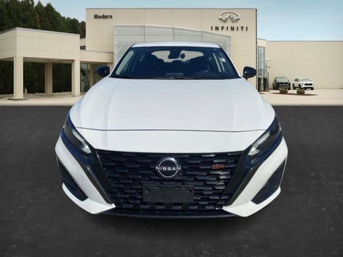 Used 2024 Nissan Altima 2.5 SR image 6