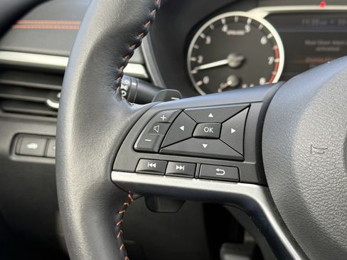 Used 2022 Nissan Altima 2.5 SR image 25