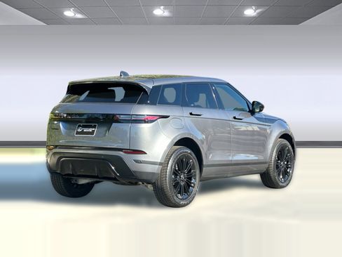 Used 2025 Land Rover Range Rover Evoque S image 8