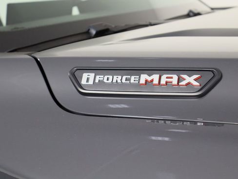 Used 2025 Toyota Tacoma Limited image 43