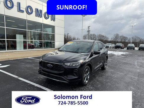 Certified 2023 Ford Escape ST-Line w/ Tech Pack #1 AWD/4WD image 1
