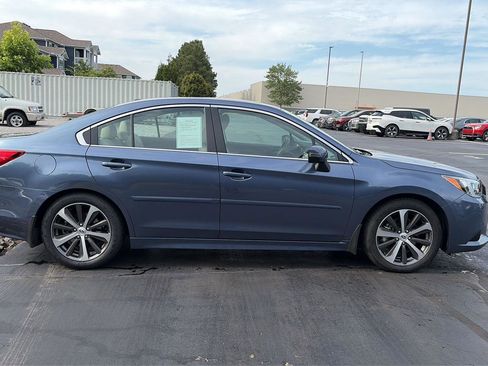 Used 2015 Subaru Legacy 3.6R Limited AWD/4WD image 7