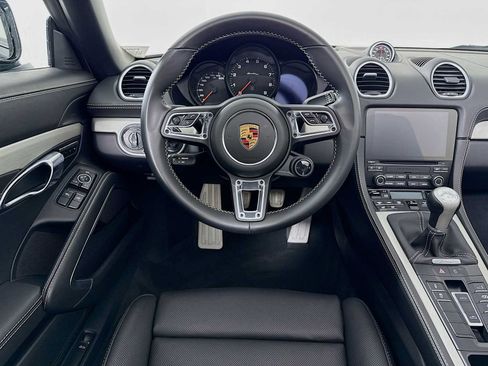 Certified 2022 Porsche 718 Boxster RWD image 23