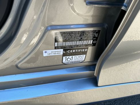 Used 2021 Lexus IS 300 w/ Comfort Package image 26