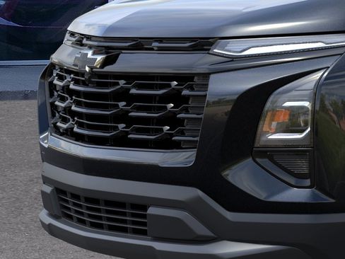 New 2026 Chevrolet Equinox LT AWD/4WD image 13