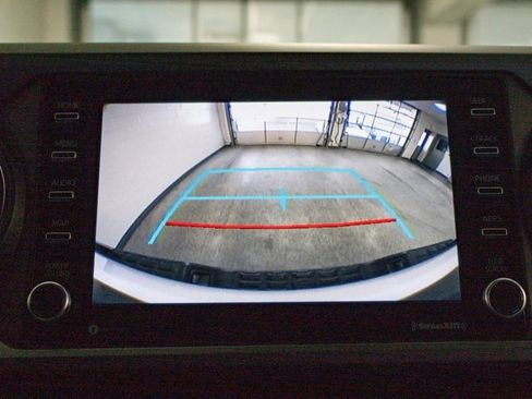 Used 2020 Toyota Tacoma TRD Off-Road image 15