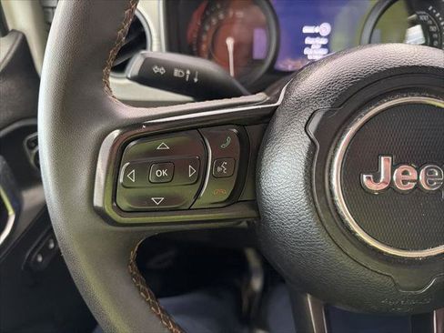 Used 2024 Jeep Wrangler Unlimited AWD/4WD image 9