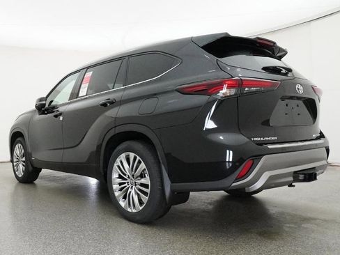 New 2026 Toyota Highlander Platinum AWD/4WD image 89