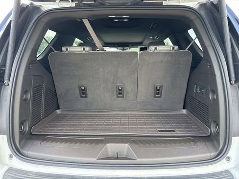 Used 2021 GMC Yukon SLT w/ SLT Premium Package RWD image 13