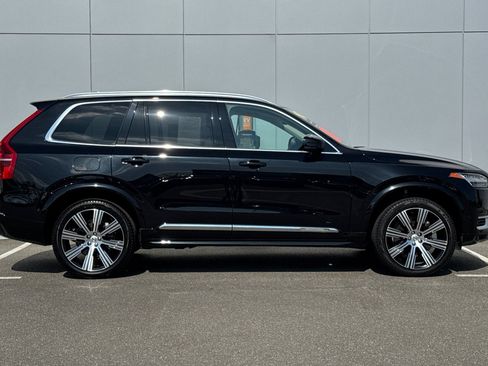 Used 2024 Volvo XC90 T8 Plus AWD/4WD image 6