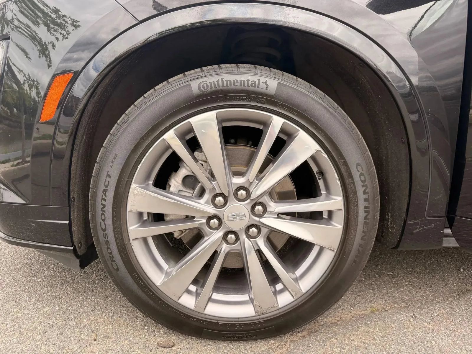 Used 2023 Cadillac XT6 Premium Luxury FWD image 54