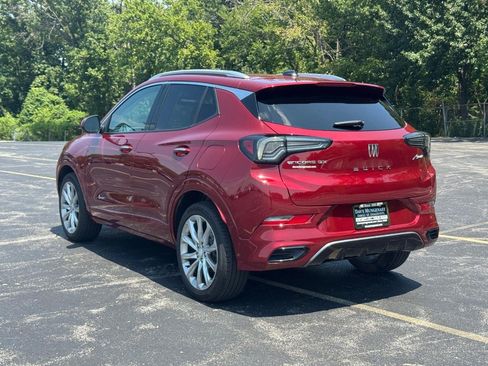 Used 2024 Buick Encore GX Avenir w/ Avenir Convenience Package FWD image 7